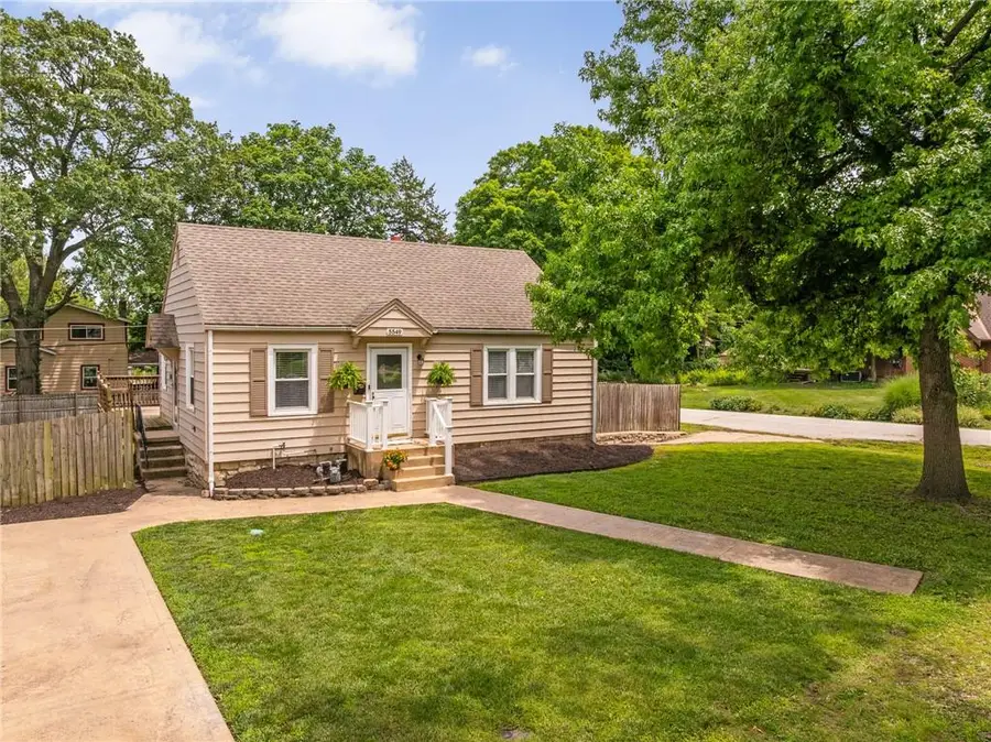 5549 Caenen Street, Shawnee, KS 66216 - #2