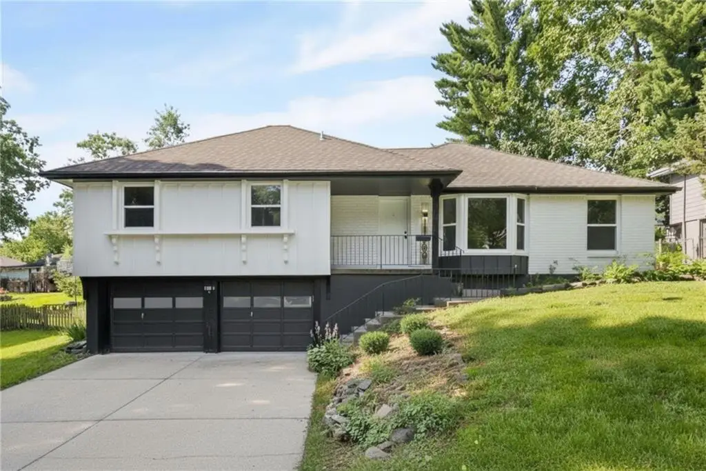 11609 E 60th Terrace, Raytown, MO 64133 - #1