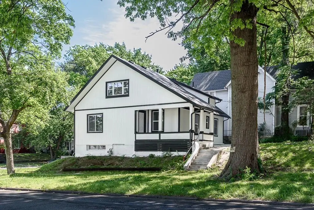 601 S 7th Street, Leavenworth, KS 66048 - #1