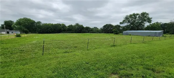 801 S Mckinley Street, LaHarpe, KS 66751