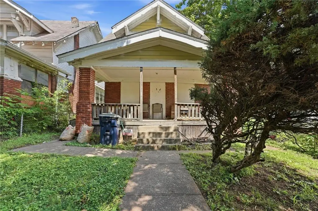 3741 Agnes Avenue, Kansas City, MO 64128 - #1