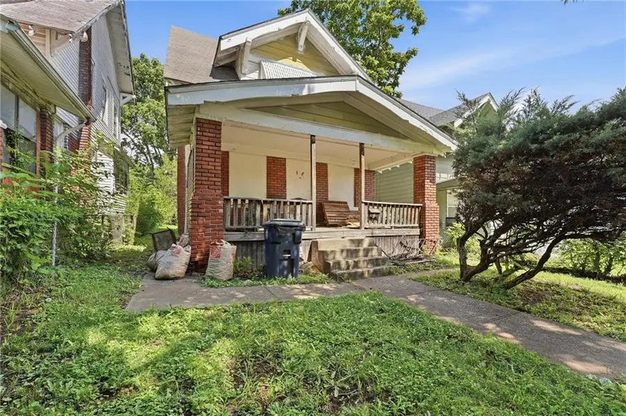 3741 Agnes Avenue, Kansas City, MO 64128 - #2