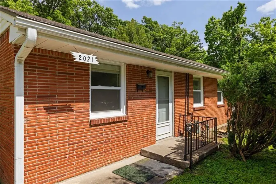 2021 S Harris Avenue, Independence, MO 64052 - #3