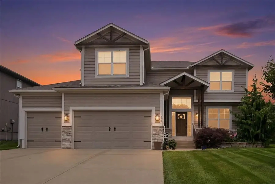342 SE Highland Park Drive, Lees Summit, MO 64063 - #2
