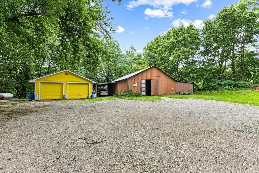 3252 SW Warnicks Road, Saint Joseph, MO 64504 - #2
