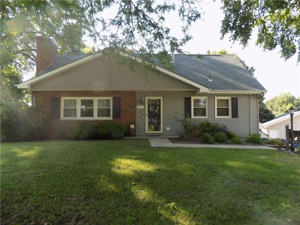 2320 N 33rd Street Terrace, Saint Joseph, MO 64506 - #1