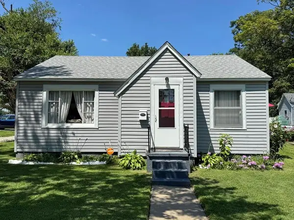 704 S Main Street, El Dorado Springs, MO 64744