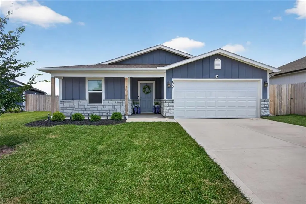 661 N Pear Street, Gardner, KS 66030 - #1