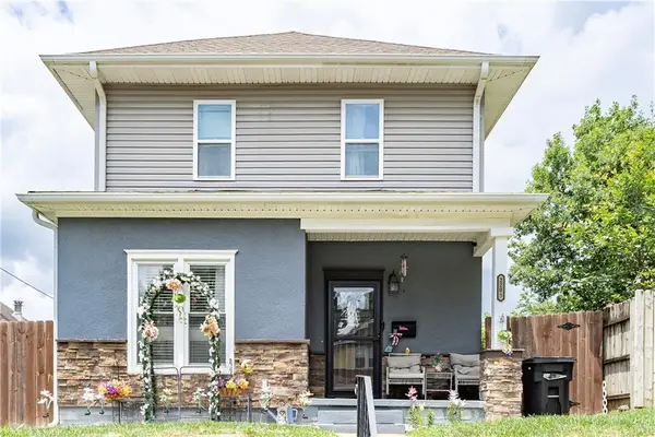 2205 Lovers Lane, St Joseph, MO 64505