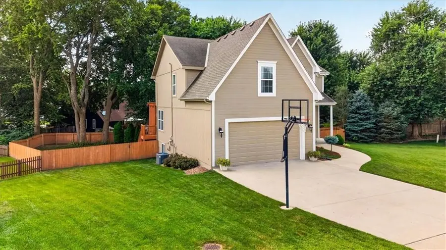 4017 SW Evergreen Lane, Lees Summit, MO 64082 - #3