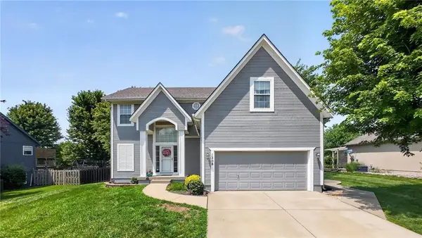 1208 N 3rd Street E, Louisburg, KS 66053
