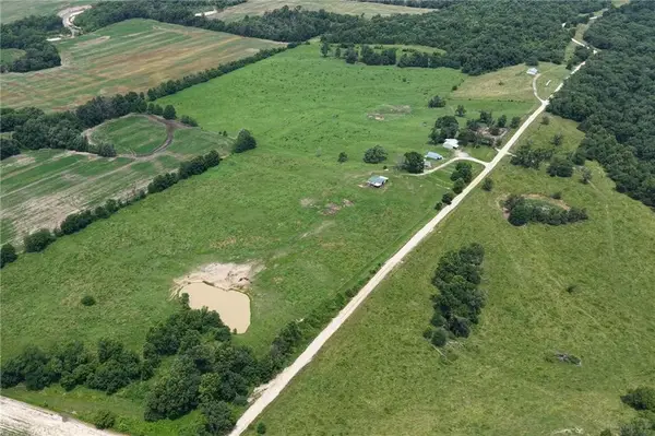 16831 Ava Drive, Harris, MO 64645