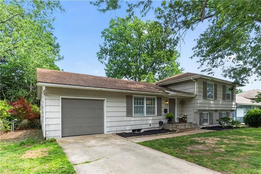4115 S Cottage Avenue, Independence, MO 64055 - #2
