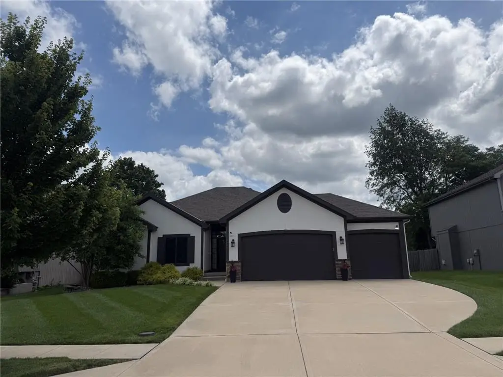 9001 N Norton Avenue, Kansas City, MO 64156 - #1