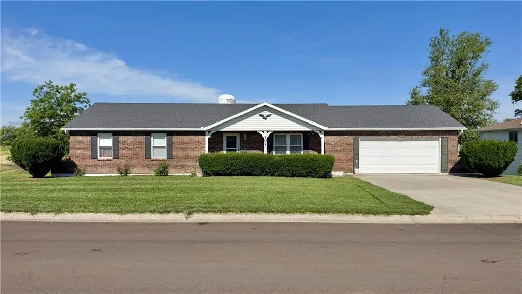 707 Lake Manor Drive, Trenton, MO 64683 - #1