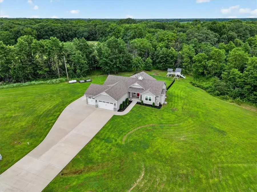 803 NE Lakota Drive, Adrian, MO 64720 - #2