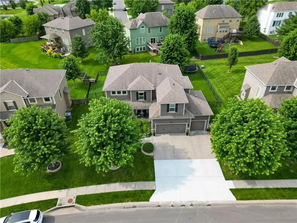 104 SW Shores Drive, Lees Summit, MO 64064 - #1