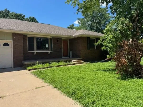 512 Custer Road, Parsons, KS 67357