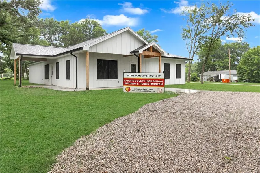 605 Hackberry Street, Bartlett, KS 67332 - #2