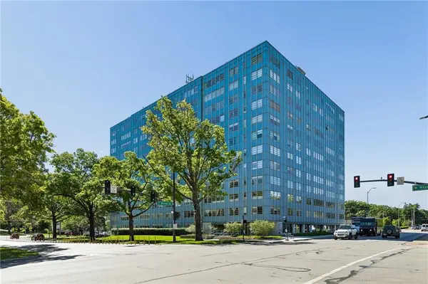 333 W Meyer Boulevard #306, Kansas City, MO 64113