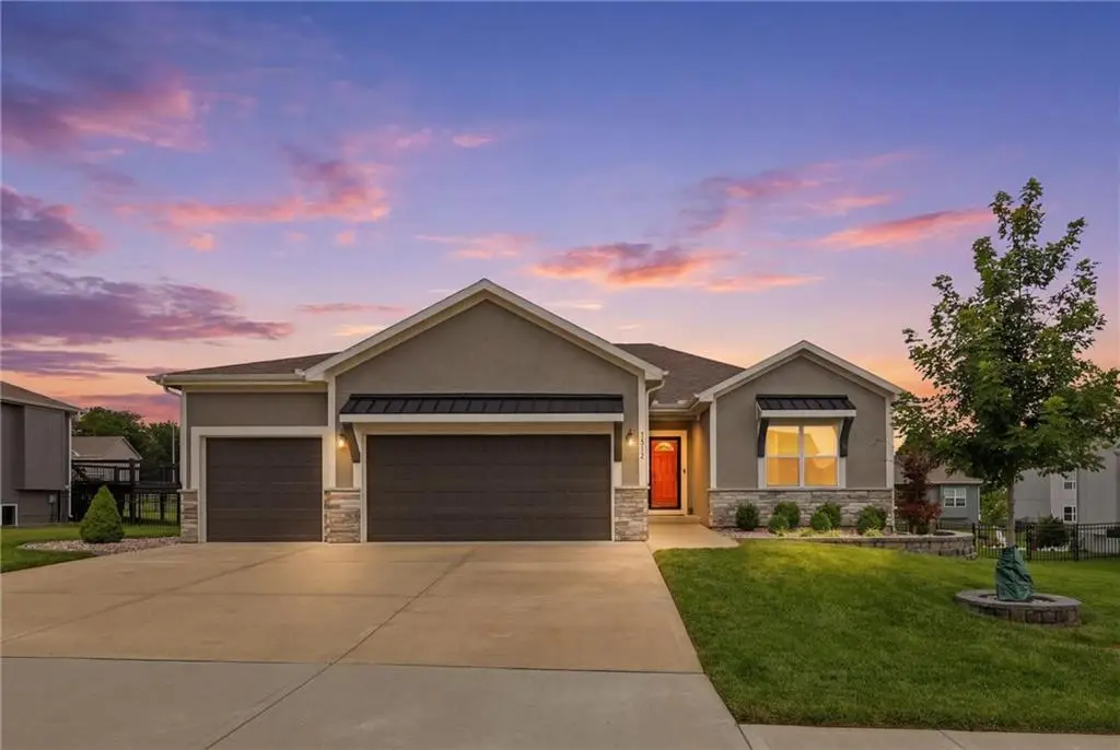 1812 Winchester Drive, Pleasant Hill, MO 64080 - #1