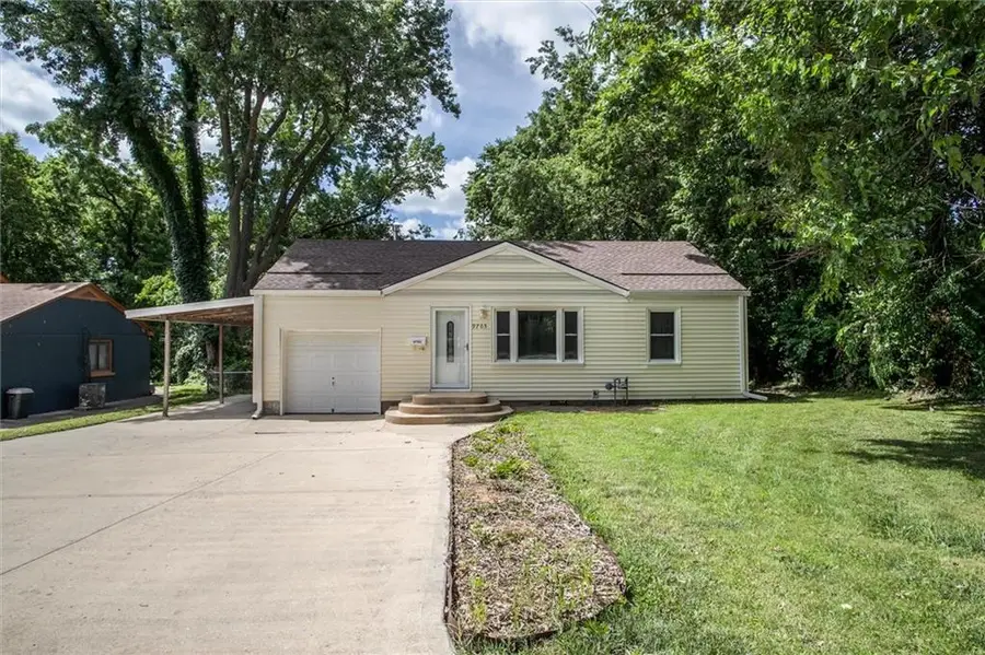 9705 E 66 Street, Raytown, MO 64133 - #2