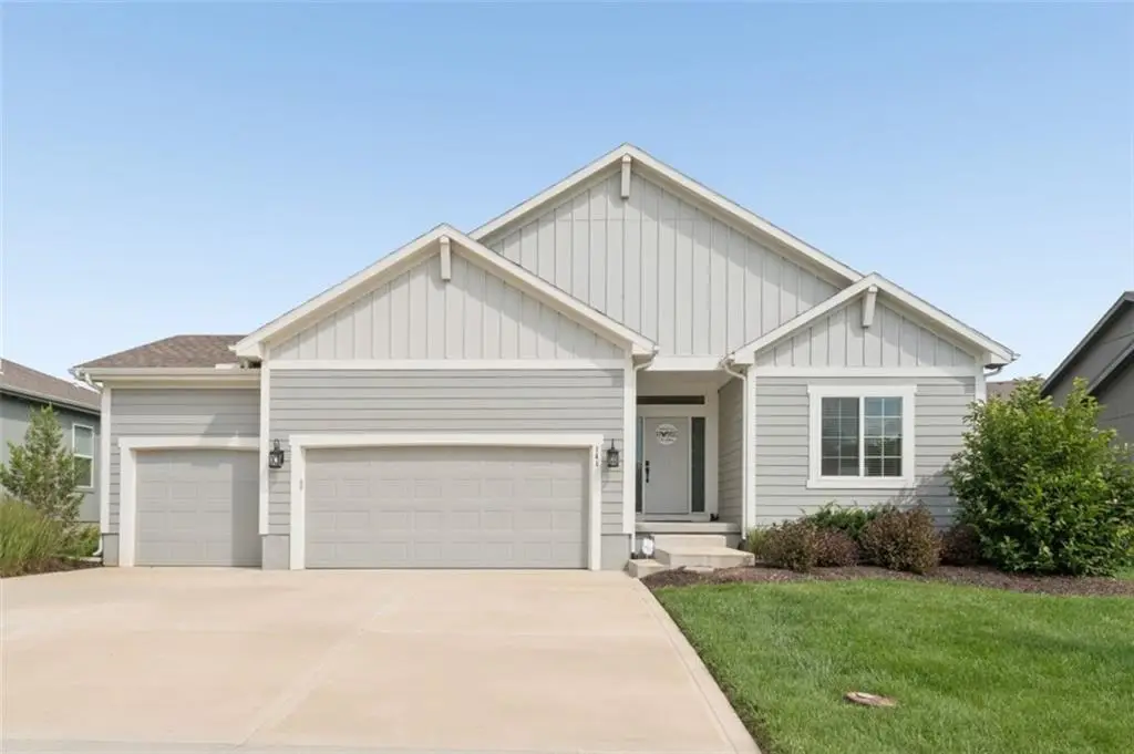 141 SE Griffin Street, Blue Springs, MO 64064 - #1