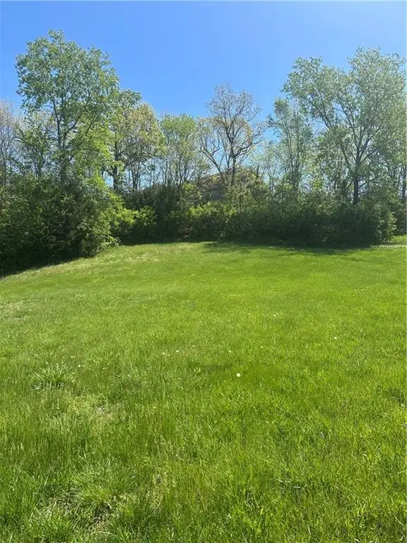 6445 NW Monticello Drive, Parkville, MO 64152