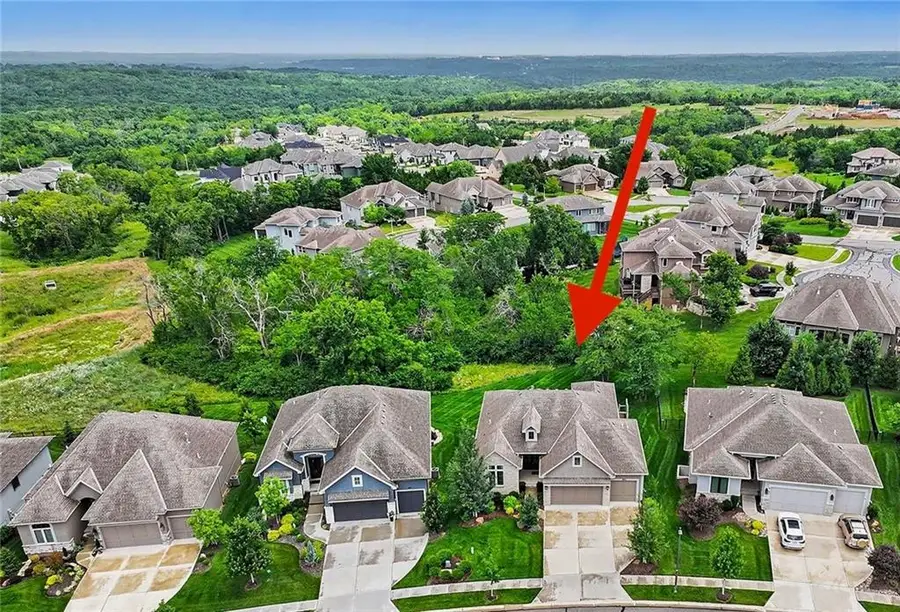 8193 Valley Road, Lenexa, KS 66220 - #3