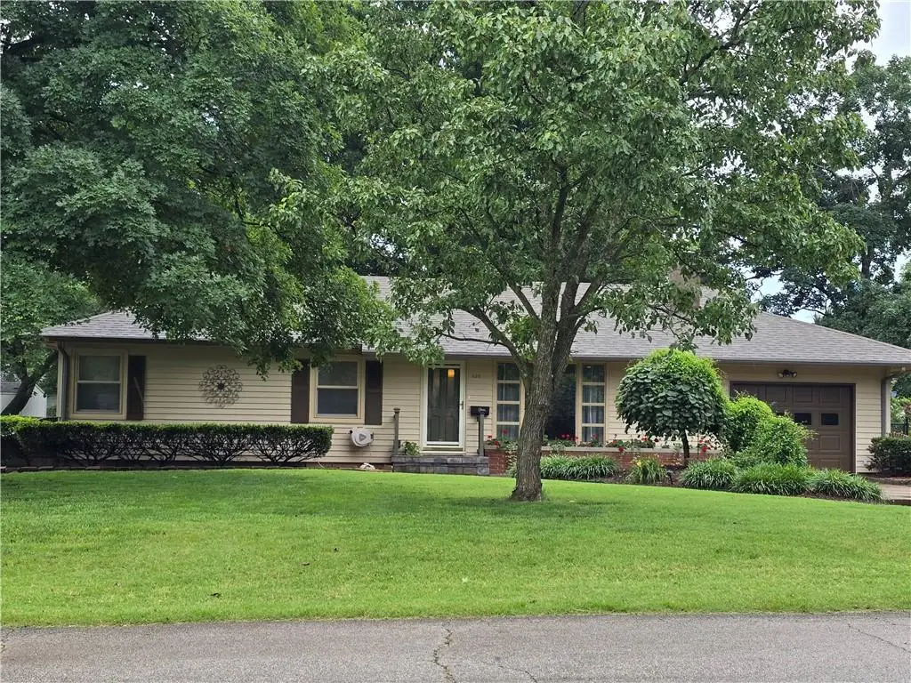 620 Lakin Drive, Fort Scott, KS 66701 - #1