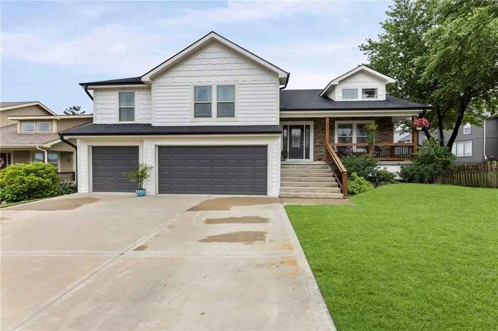 21431 W 47th Terrace, Shawnee, KS 66218 - #1