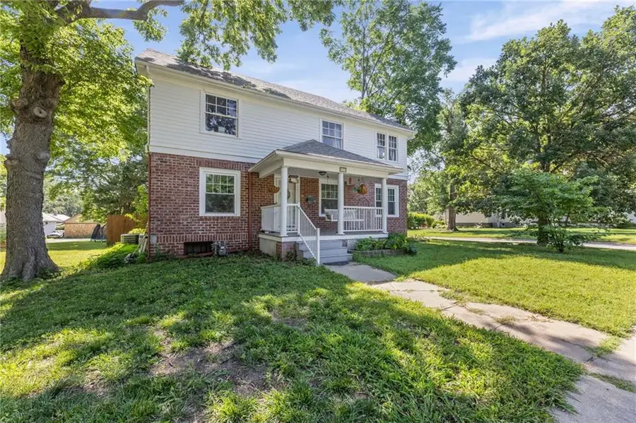 633 S Cedar Street, Ottawa, KS 66067 - #3
