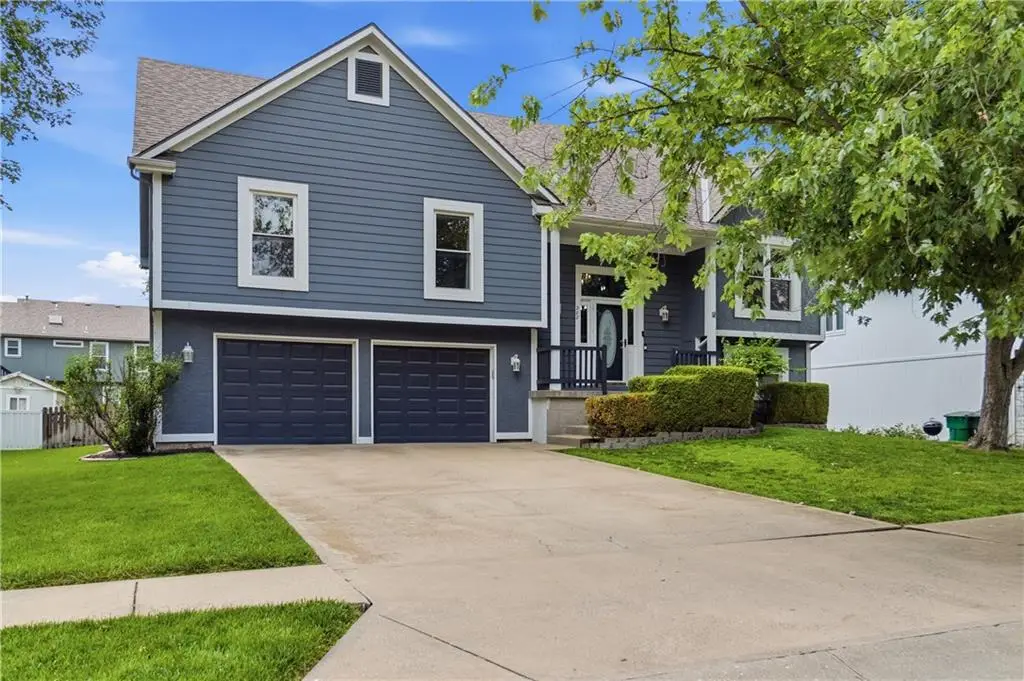 282 W Westhoff Place, Gardner, KS 66030 - #1