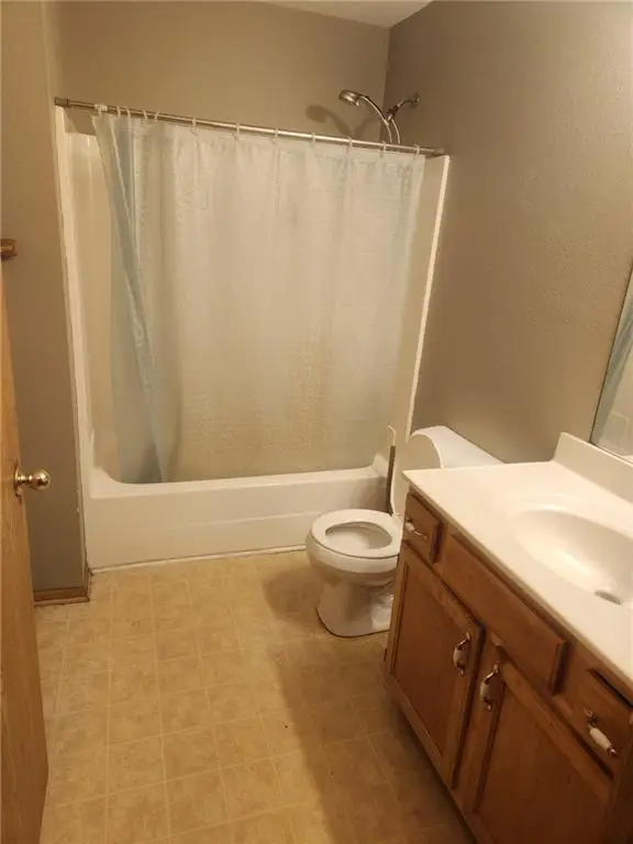 215 W Montgomery Street, Odessa, MO 64076 - #2