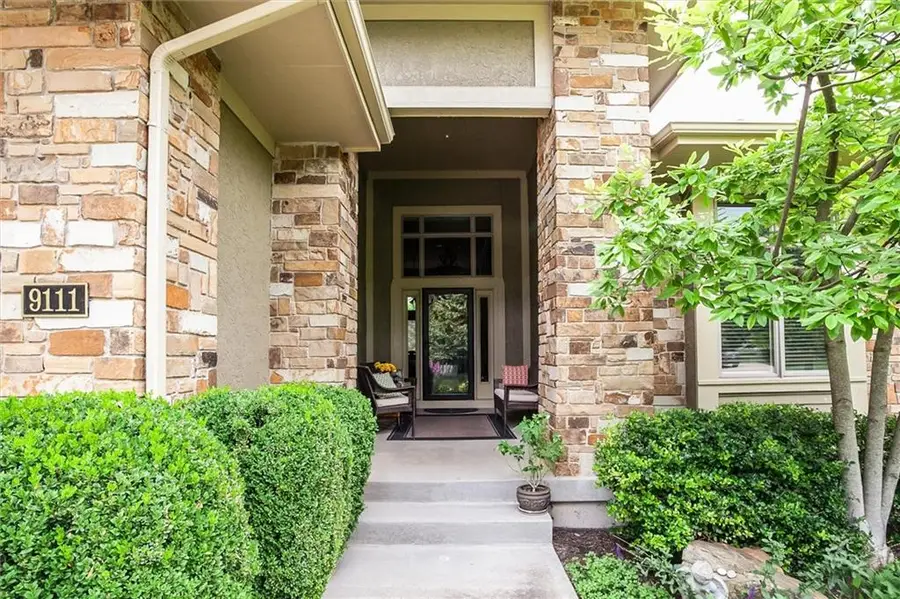 9111 W 157th Terrace, Overland Park, KS 66221 - #3