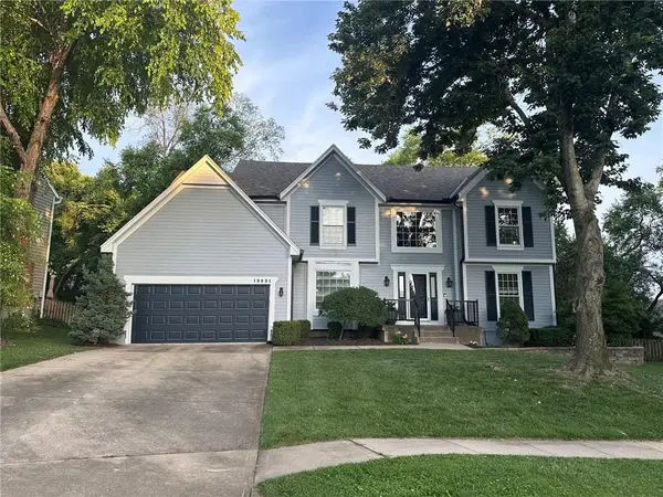 12531 Connell Street, Overland Park, KS 66213
