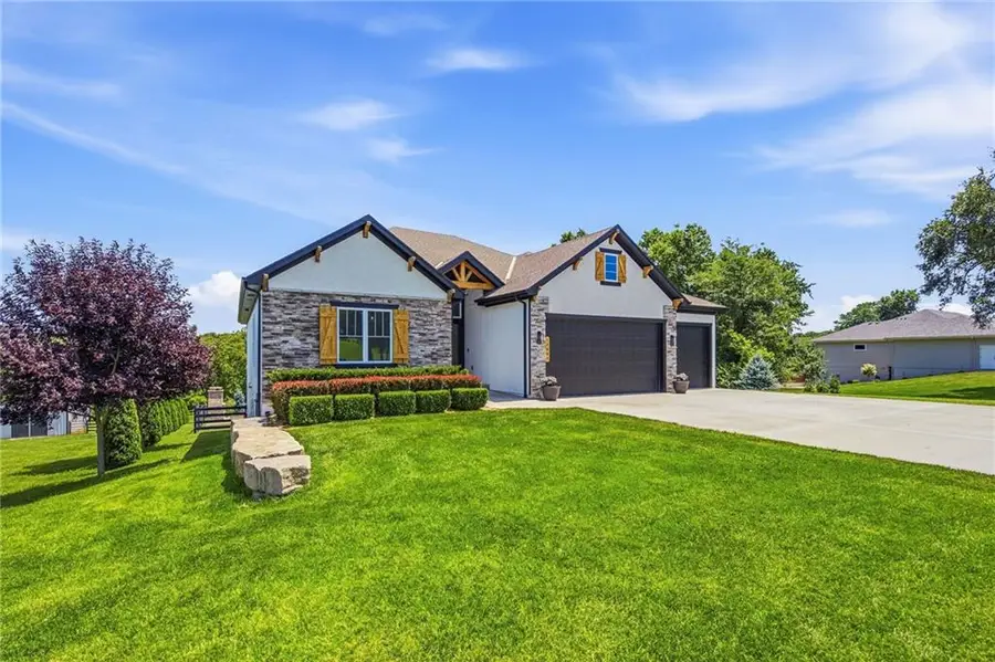 12001 S Eagle Crest Drive, Lees Summit, MO 64086 - #3