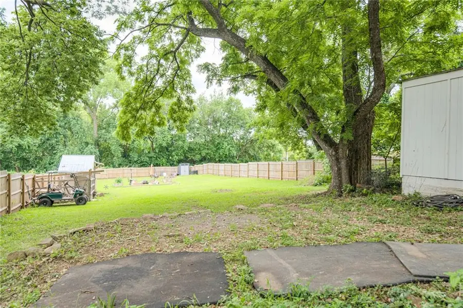 6033 Edith Avenue, Kansas City, KS 66104 - #3