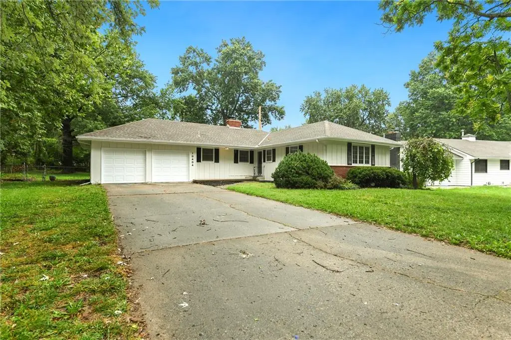 10404 E 81st Terrace, Raytown, MO 64138 - #1