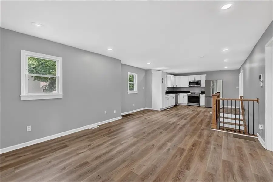 222 W Mill Street, Independence, MO 64050 - #2