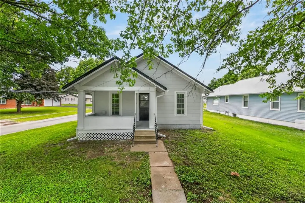 213 W Ada Street, Norborne, MO 64668 - #1