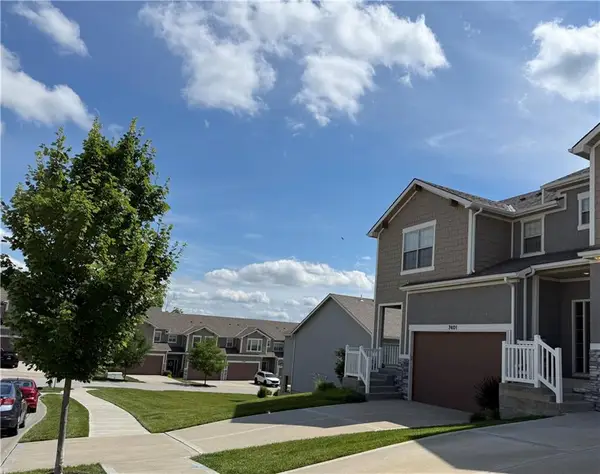 7401 Aaron Street, Parkville, MO 64152