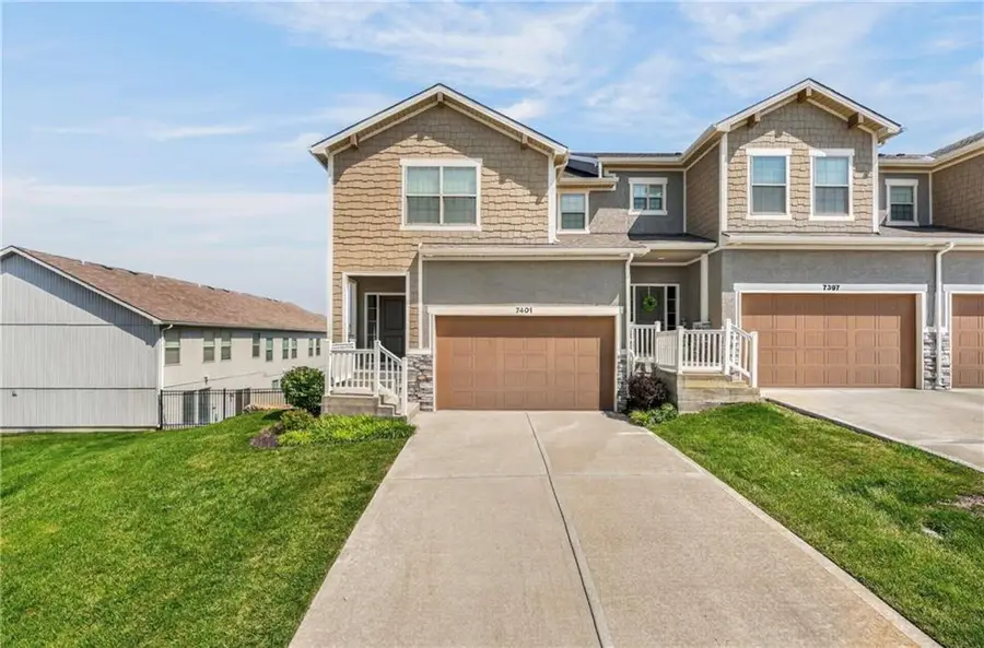 7401 Aaron Street, Parkville, MO 64152 - #2