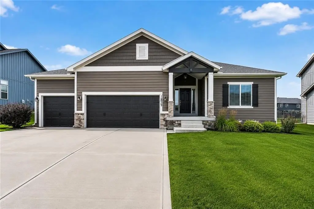 1829 NE Riley Drive, Lees Summit, MO 64086 - #1