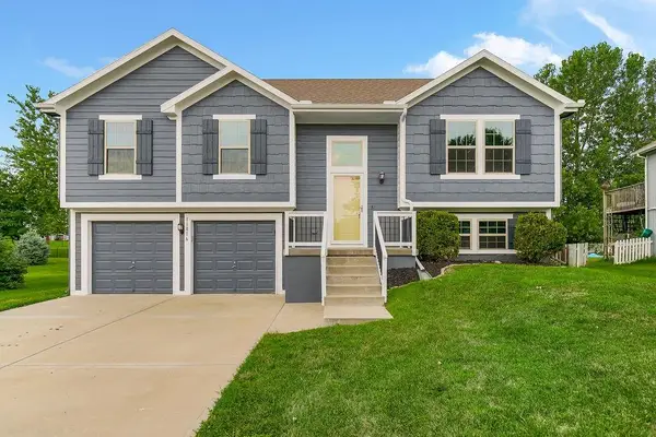 11816 N Belmont Avenue, Kansas City, MO 64156
