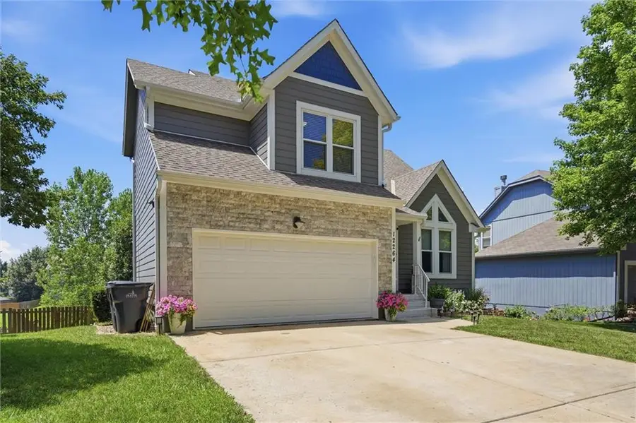 12264 S Crest Drive, Olathe, KS 66061 - #2