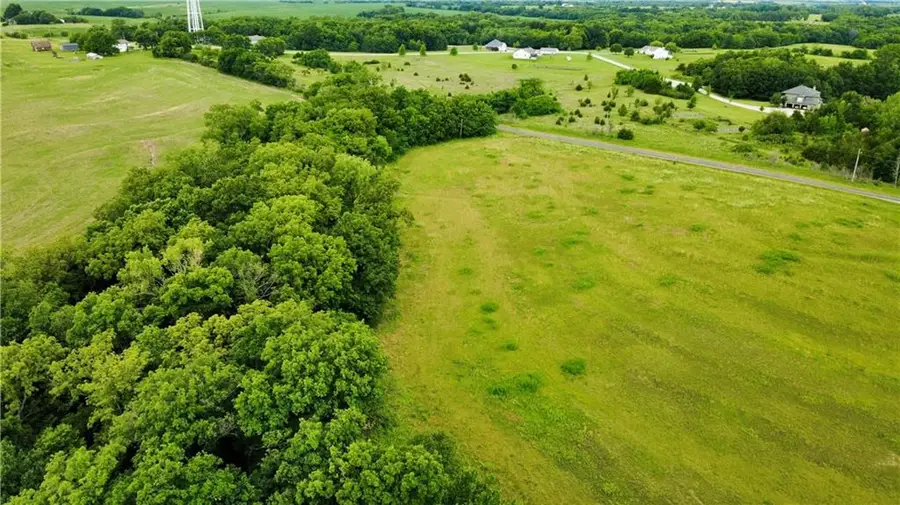 8787 SE V Highway, Lathrop, MO 64465 - #2