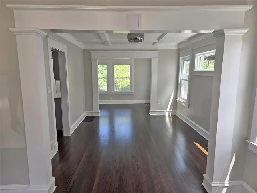 3923 College Avenue, Kansas City, MO 64130 - #2