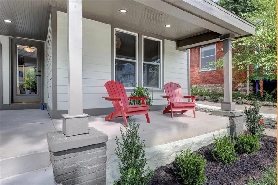 4812 Mercier Street, Kansas City, MO 64112 - #3