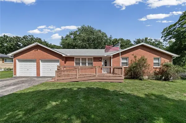 201 Highland Drive, Smithville, MO 64089
